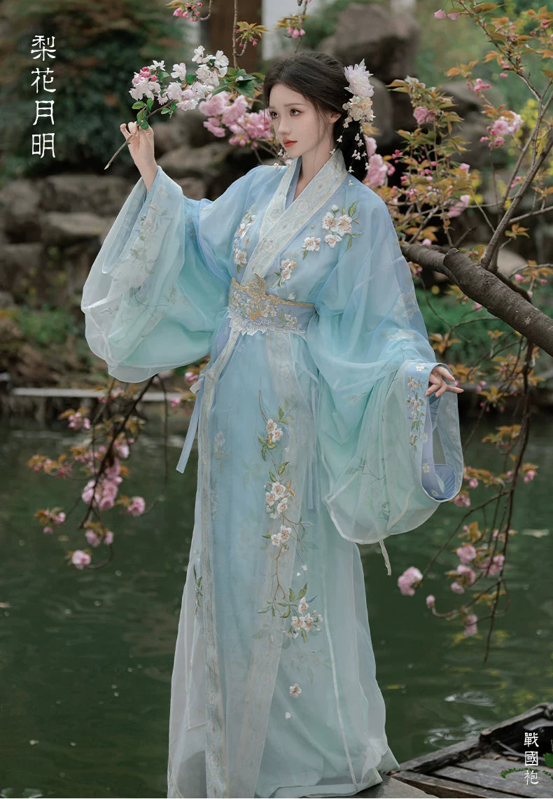 "Pear Blossom Moon" | Warring States Style Zhiju (Straight-Hem Robe) Heritage Wear Set