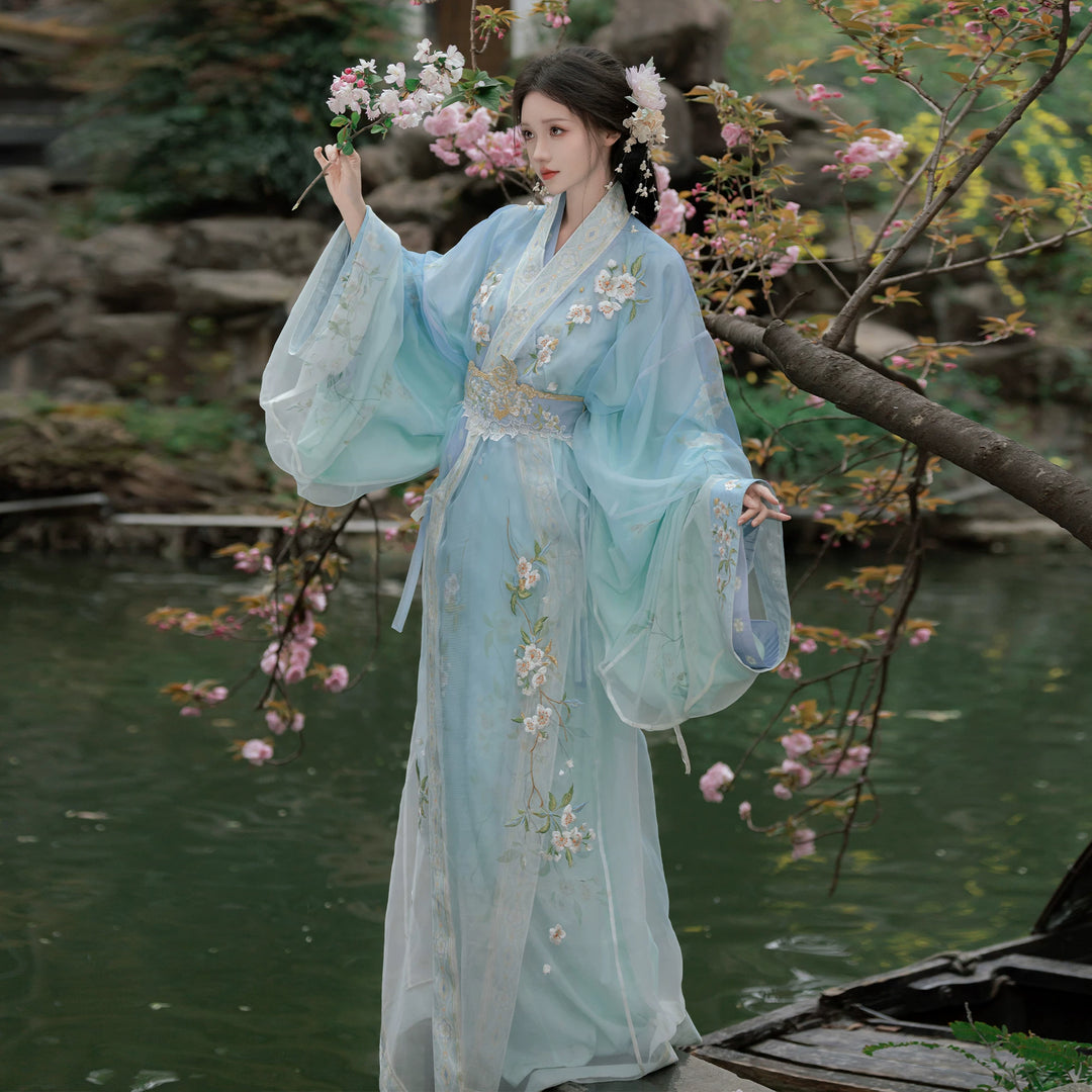 "Pear Blossom Moon" | Warring States Style Zhiju (Straight-Hem Robe) Heritage Wear Set