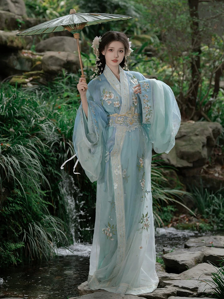 "Pear Blossom Moon" | Warring States Style Zhiju (Straight-Hem Robe) Heritage Wear Set